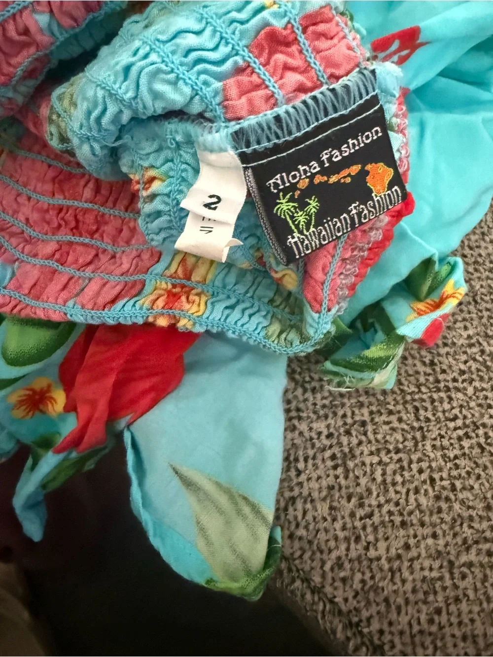 N/A bright turquoise